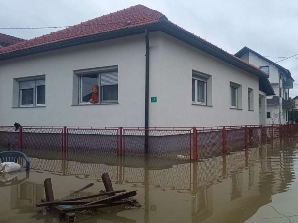 Sanski Most: Sana i Bliha se povlače, borba s podzemnim vodama traje