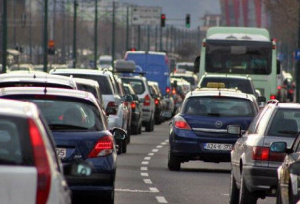 Stanje na putevima: Moguće gužve u poslijepodnevnim i večernjim satima