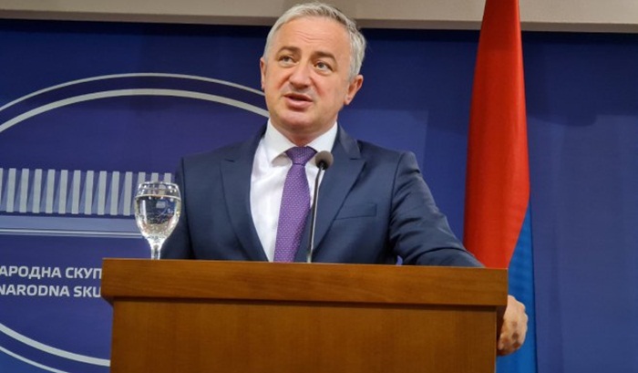 Stanje ne može promijeniti zajednička vlada već unutrašnji konsenzus