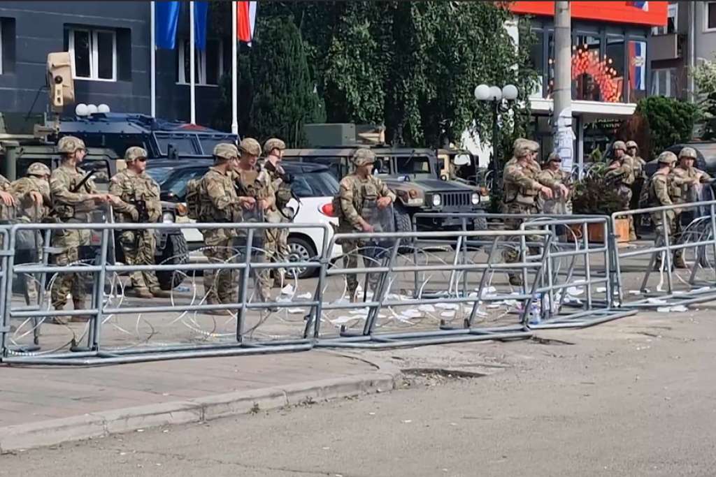 Stano pozvao Beograd i Prištinu da poduzmu konkretne korake za deeskalaciju