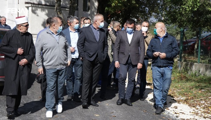 Stanovnici dva nevesinjska sela dobili putnu infrastrukturu 