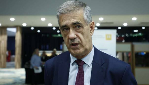 Stanovništvo USK i dalje ima razumijevanje za migrante, situacija bolja nego ranije