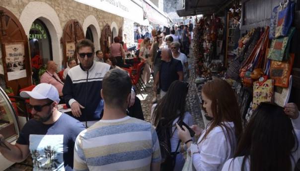 Stari dio Mostara konačno pun turista