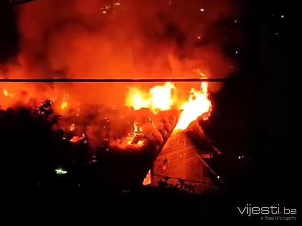 Stari Grad: Gori kuća na Širokači, čula se i pucnjava