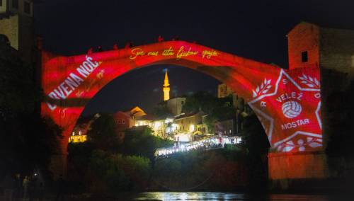 Stari most svijetlio za Velež