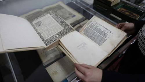 Stari rukopisi i dokumenti neprocjenjive vrijednosti dio Specijalne zbirke NUB-a BiH