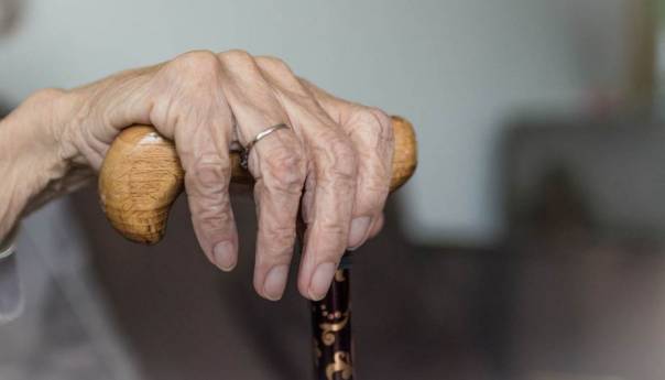 Starica u dobi 106 godina preboljela covid-19