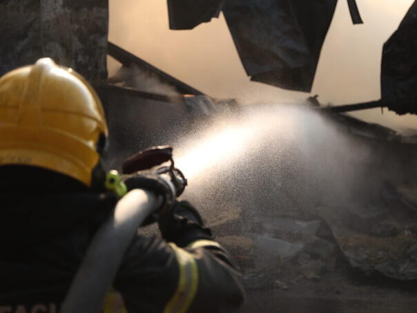 Starija žena smrtno stradala u požaru