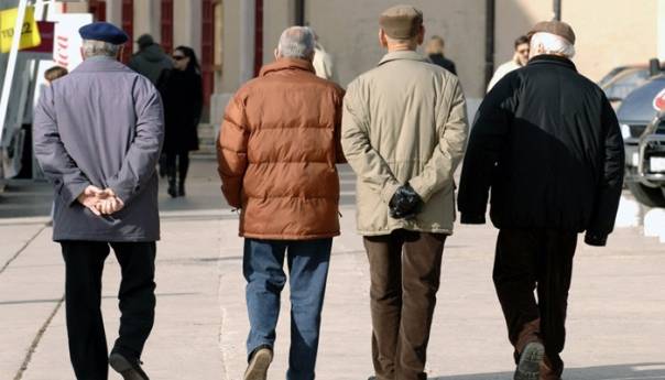 Starije osobe da izbjegavaju bespotrebna kretanja