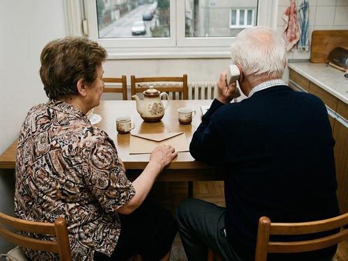 Stariji par ostao bez ušteđevine: Prevareni za desetine hiljada eura