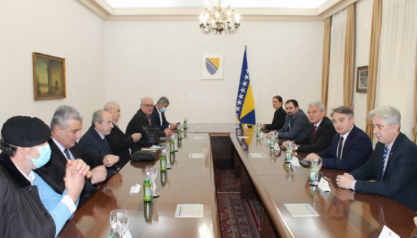 Stavljamo se na raspolaganje institucijama BiH