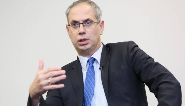 Štefanek: Cijela BiH treba podijeliti teret migrantske krize