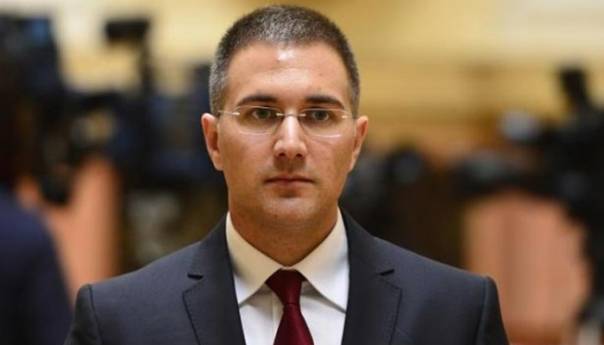 Stefanović: Napadi na policajce neće biti tolerisani