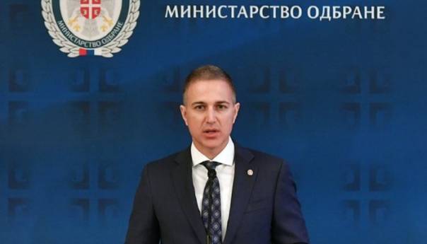 Stefanović: Nastavlja se opremanje Vojske Srbije