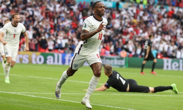 Sterling i Kane odveli Englesku u četvrtfinale