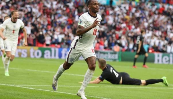 Sterling i Kane odveli Englesku u četvrtfinale