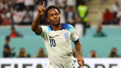 Sterling razmišlja o povratku u Katar