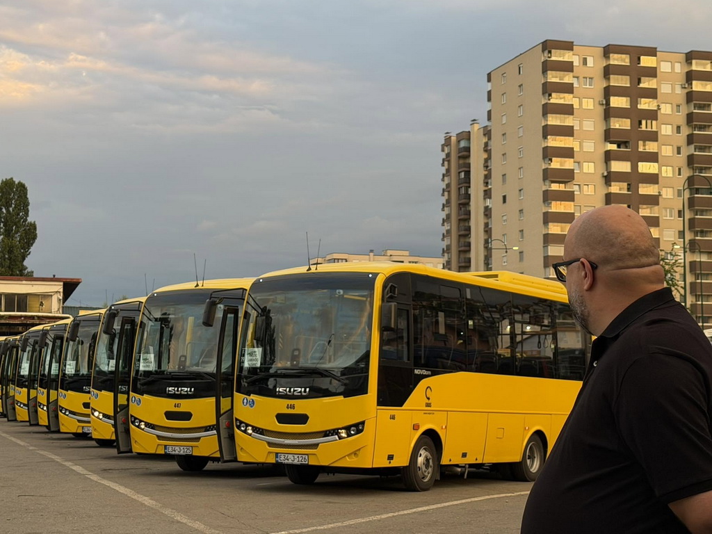 Šteta: Na ulicama Sarajeva od jutros 10 novih minibusa, stiže ih još pet