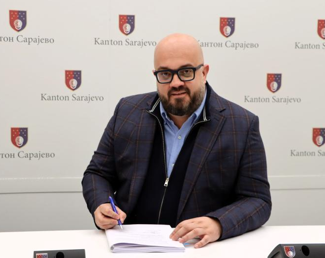 Šteta potpisao ugovor: U Sarajevo stiže 10 novih autobusa