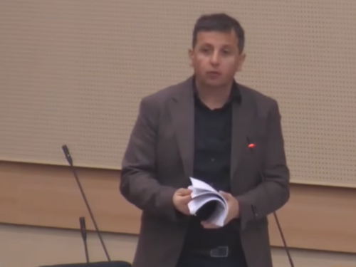 Stevandić izbacio Vukanovića iz sale: "Iznesite ga, psihijatrija je blizu"