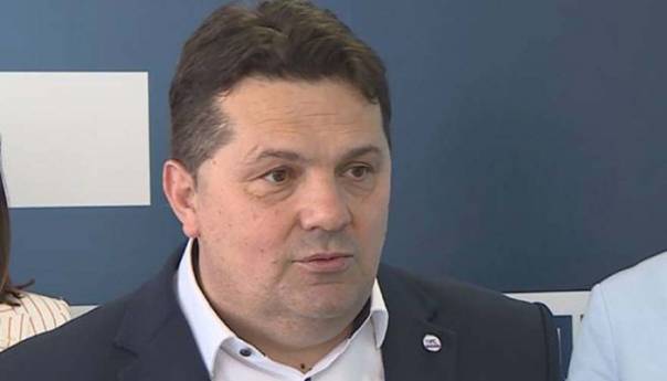 Stevandić: Pobijedili smo Inzka, moramo ostati čvrsti