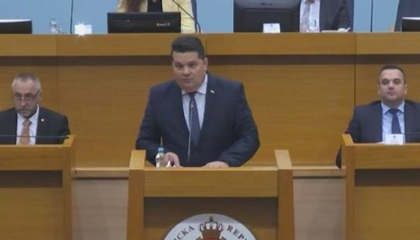 Stevandić uporedio Kosovo i RS: Mi čekamo naše vrijeme