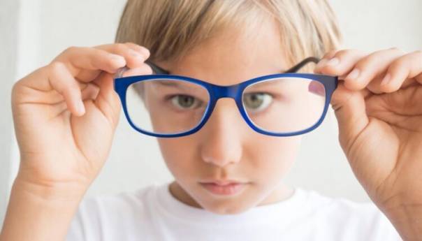 Stigle naočale koje koče razvoj kratkovidnosti u djece