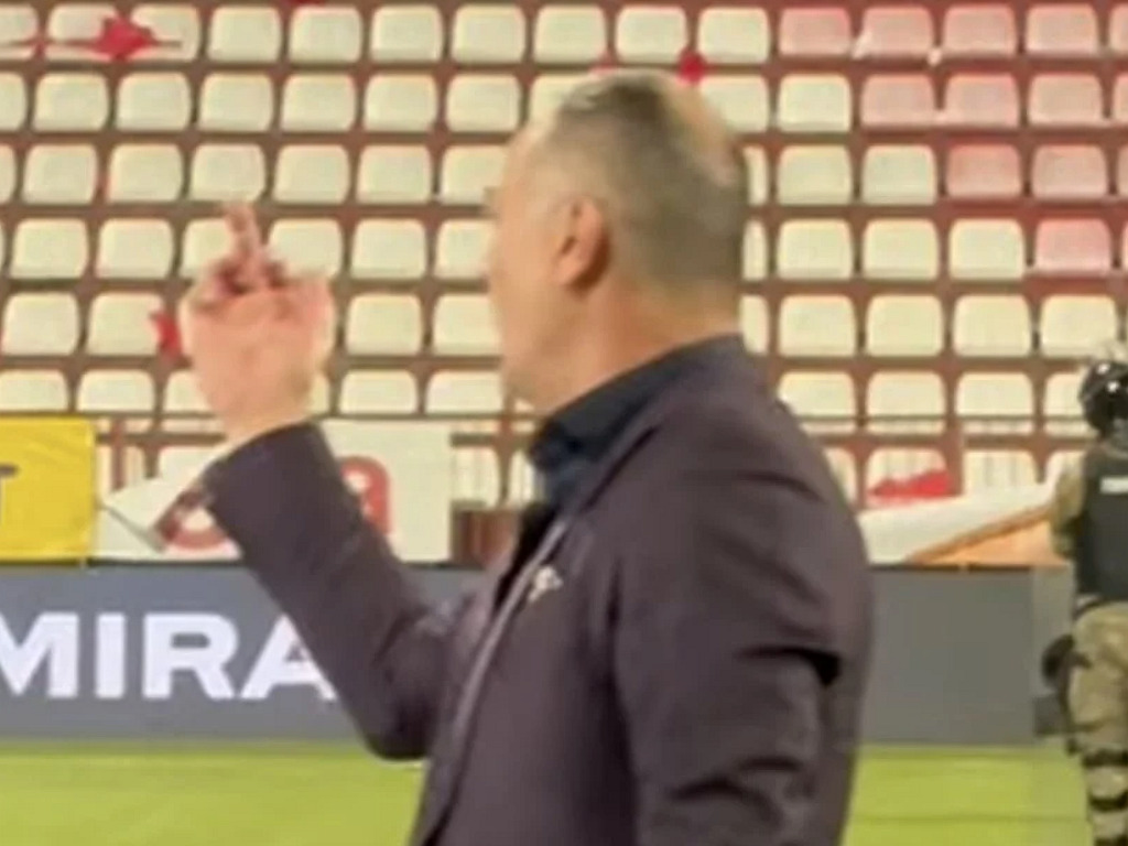 Štimac pokazao srednji prst navijačima Veleža