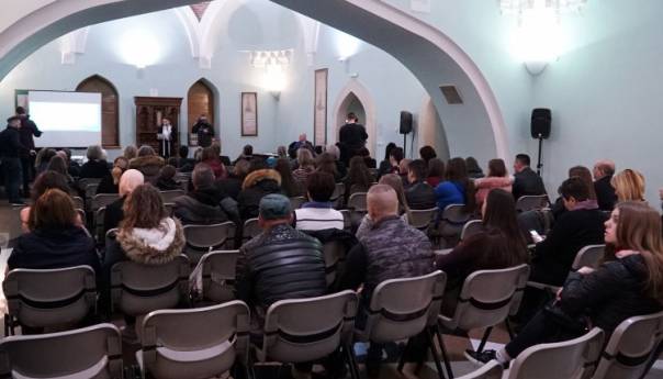 Stipendije za učenike i studente iz Srebrenice i okoline