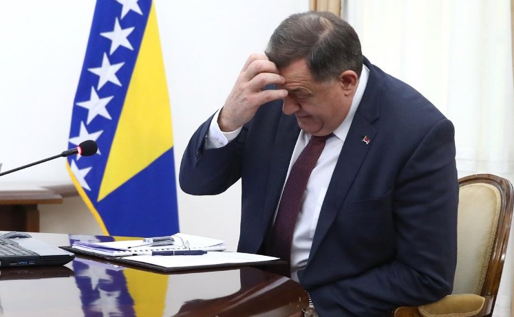 Stiže 330 miliona KM duga: Dodik očekivao 80 miliona od putarina