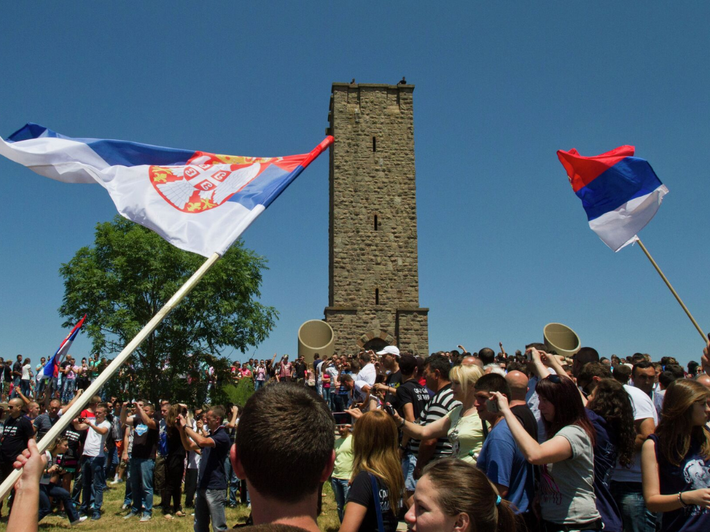 Stižu grupe iz BiH i Crne Gore: Sprema li Srbija incident na Gazimestanu