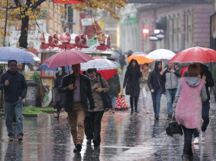 Stižu pljuskovi i grmljavina, FHMZ izdao upozorenja