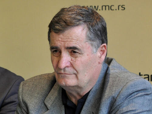 Stojadinović za Vijesti: Vučiću bi dobro došao mali rat