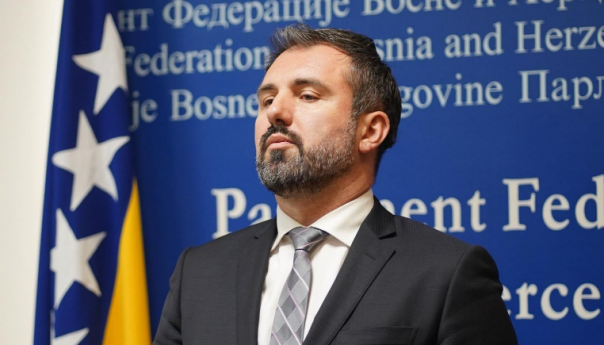 Stojanović: FBiH ima mnogo bolje ekonomske pokazatelje od RS