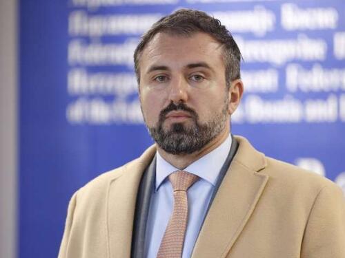 Stojanović o odluci Vlade RS: Nije ovo za narod, nego za spas jednog čovjeka