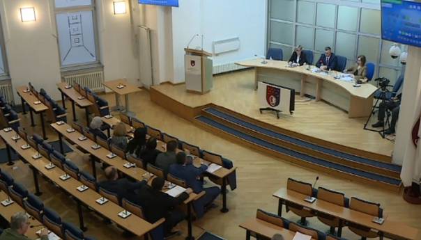 Stolica bila zauzeta: Prekinuta sjednica Skupštine KS