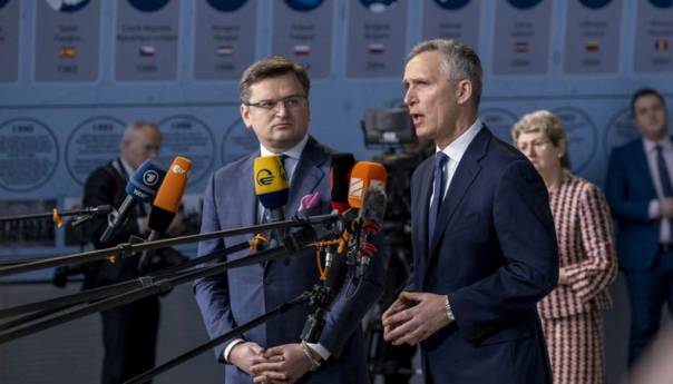 Stoltenberg: NATO pojačava podršku Ukrajini
