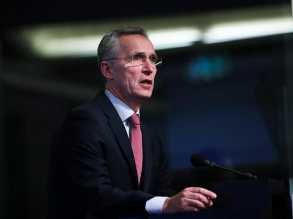 Stoltenberg: Niko ne garantuje da će SAD ostati u NATO-u