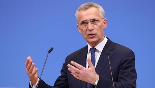 Stoltenberg: Priština i Beograd moraju preduzeti konkretne korake za deeskalaciju