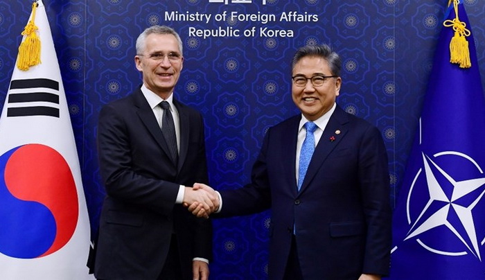 Stoltenberg u Južnoj Koreji radi jačanja veza u Aziji