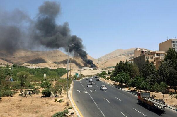 Stotine Amerikanaca napustile Iran, neki prijavili pritvaranje i uznemiravanje