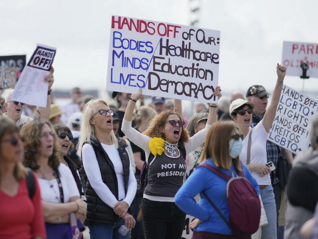 Stotine demonstranata na ulicama evropskih gradova protiv Trumpa