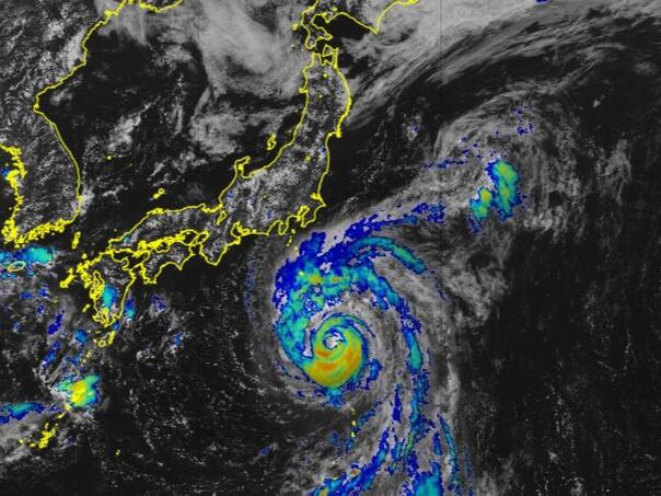 Stotine letova aviona otkazano u Japanu zbog tajfuna