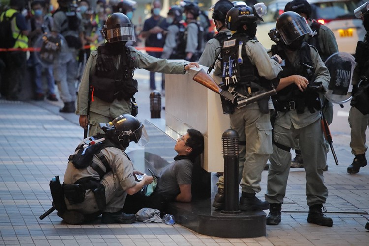 Uhapšeno 200 osoba na protestima u Hong Kongu