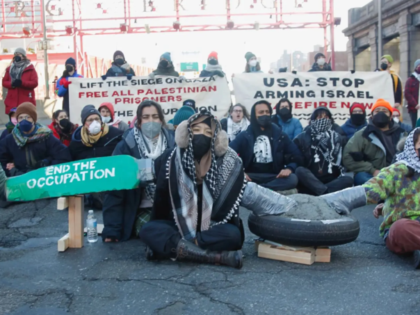 Stotine propalestinskih aktivista uhapšeno zbog blokada mostova i tunela u New Yorku