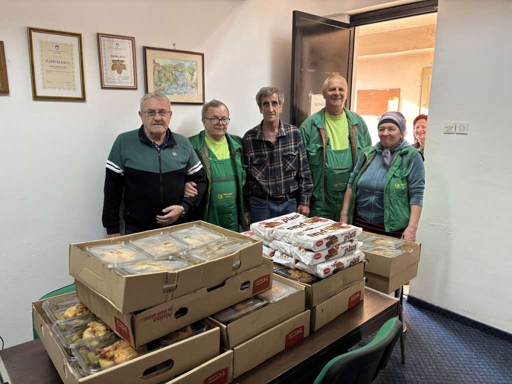 Stotinu iftara za bihaćke penzionere i postače slabijeg imovinskog stanja