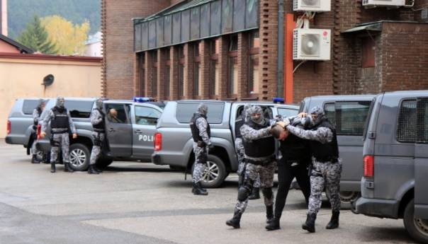 Stožer civilne zaštite Mostar: Uhićene osobe prvo na pregled, pa onda u zatvor