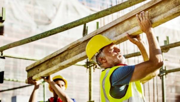 Strabag plaćao srpske zatvorenike manje od eura po satu