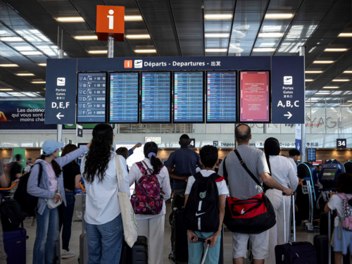 Štrajk francuskih kontrolora leta: Pogođeno je pola miliona putnika