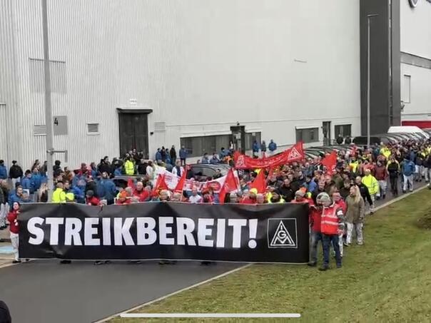 Štrajk zatresao Njemačku: Evo šta traže radnici u VW-u